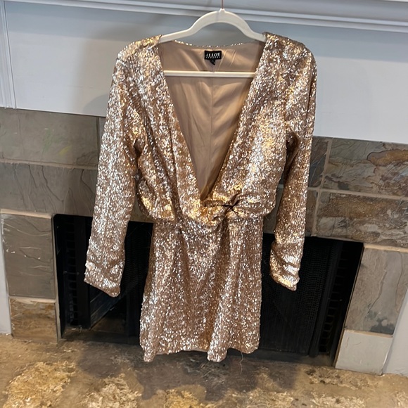 ALLOY Dresses & Skirts - Gold Sparkle Dress
